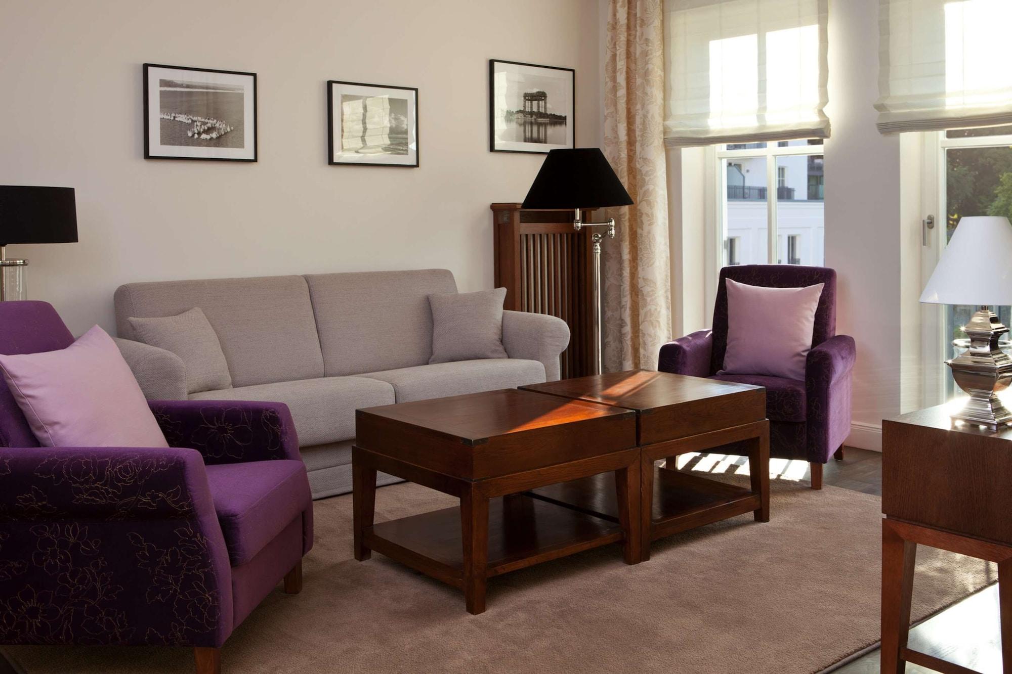 Steigenberger Grandhotel & Spa Heringsdorf Exterior photo A living room