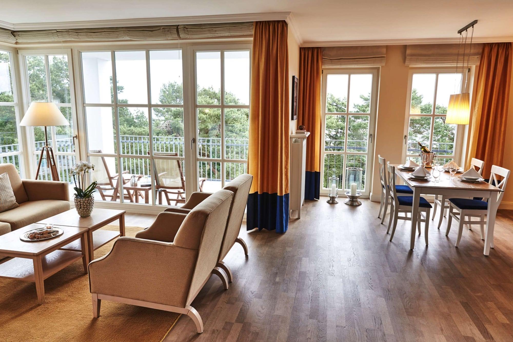 Steigenberger Grandhotel & Spa Heringsdorf Exterior photo A suite at the Hotel de la Paix
