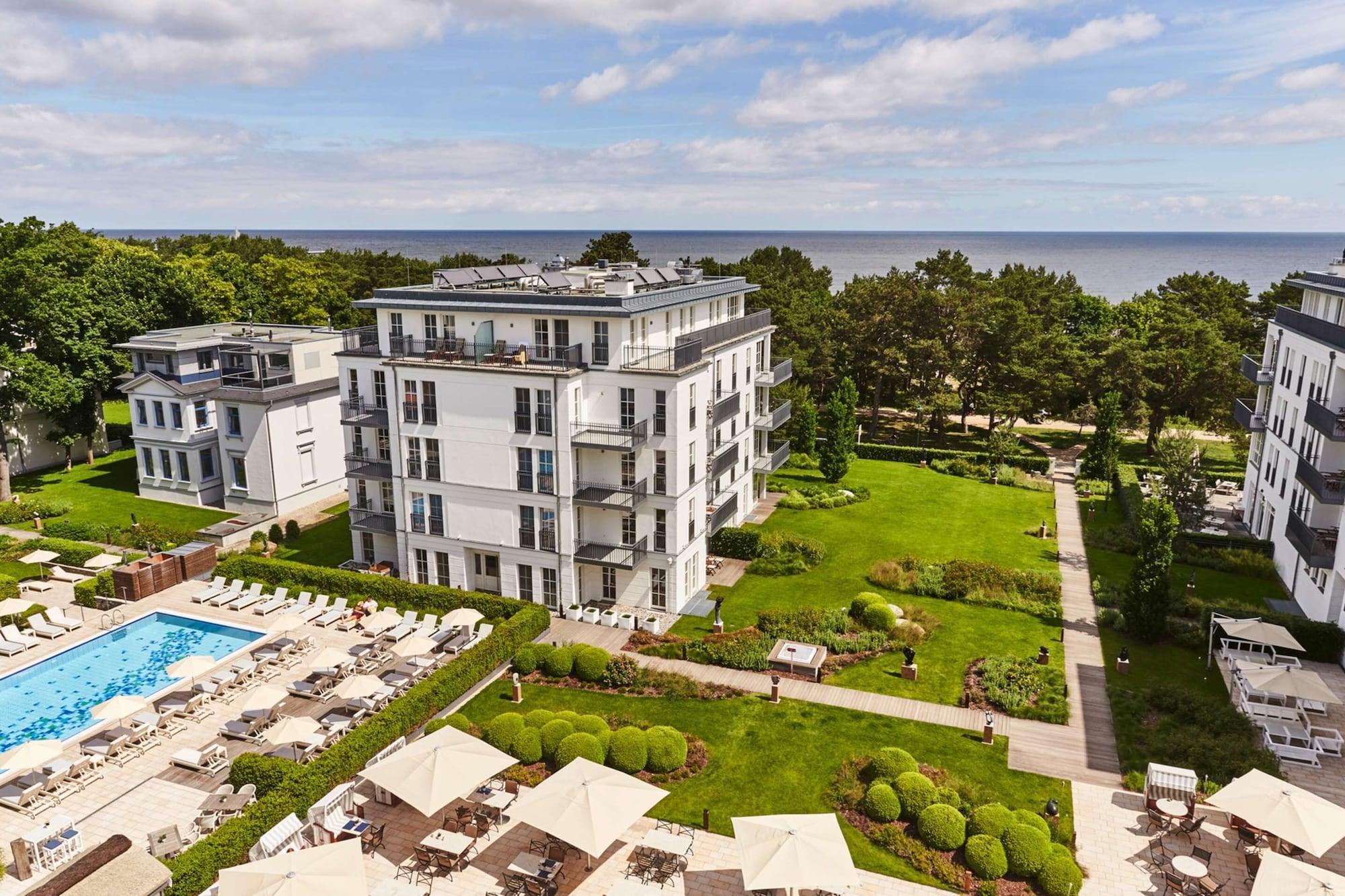 Steigenberger Grandhotel & Spa Heringsdorf Exterior photo Aerial view of the Baltic Sea