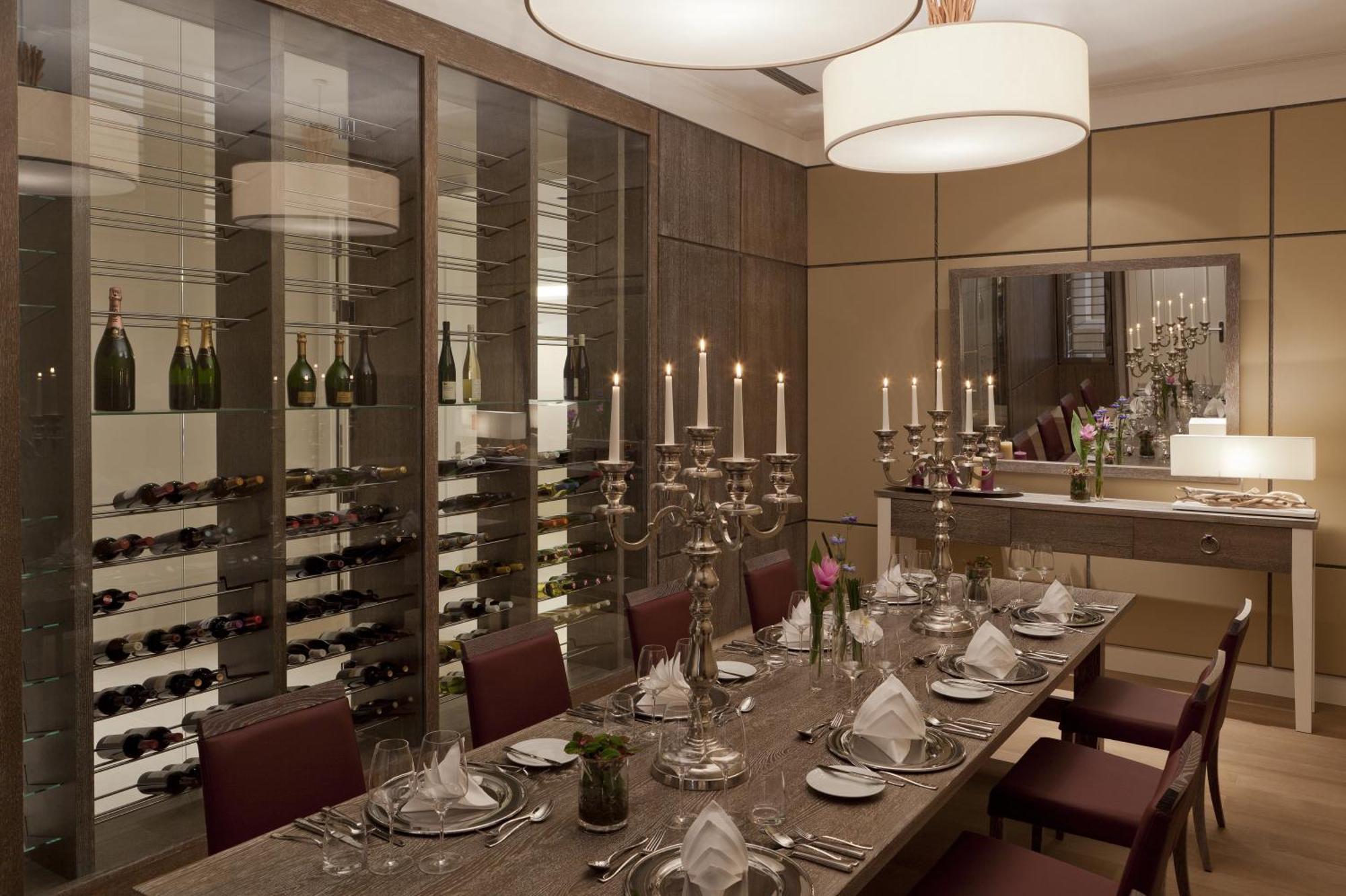 Steigenberger Grandhotel & Spa Heringsdorf Restaurant photo The Wine Room
