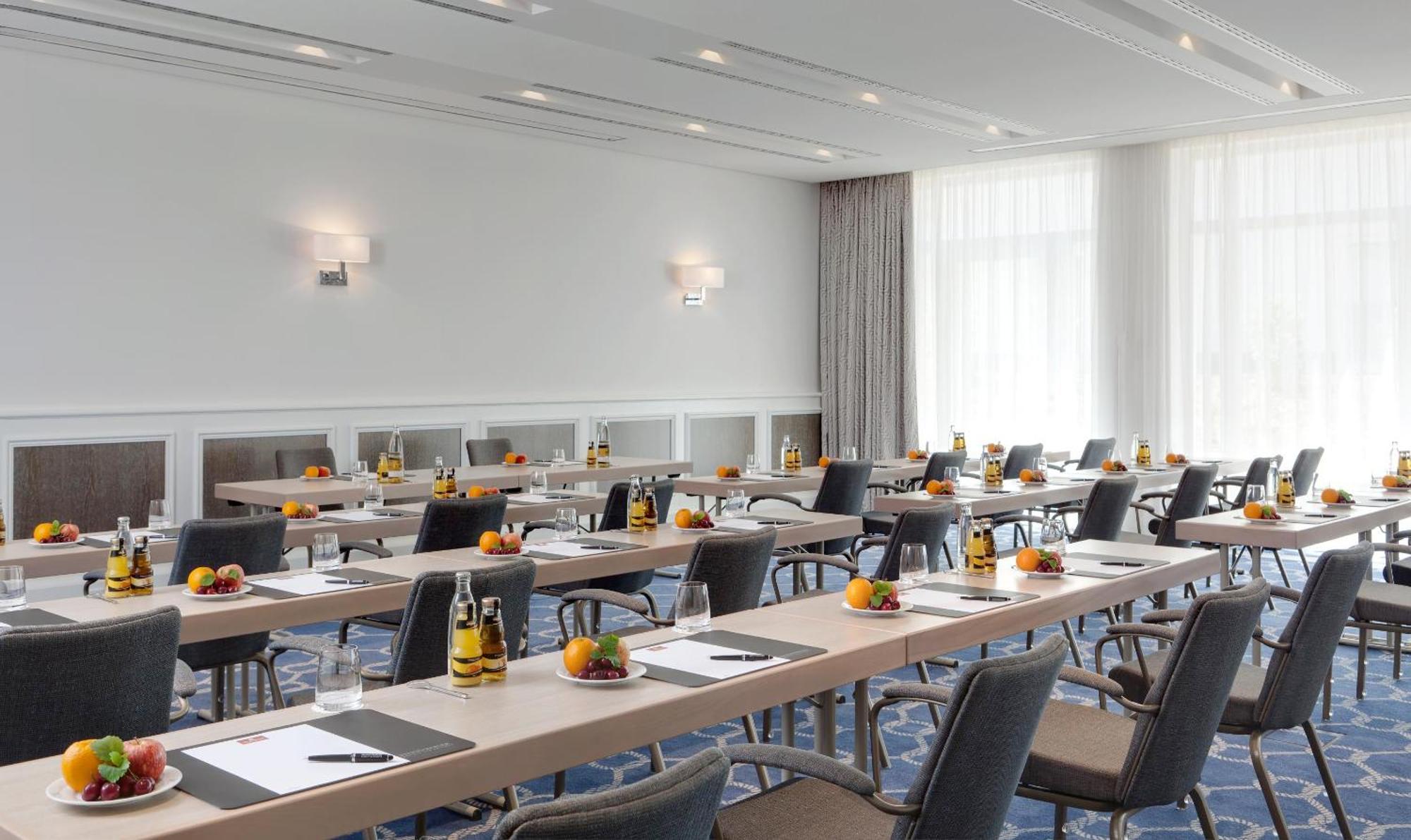 Steigenberger Grandhotel & Spa Heringsdorf Exterior photo Meeting room